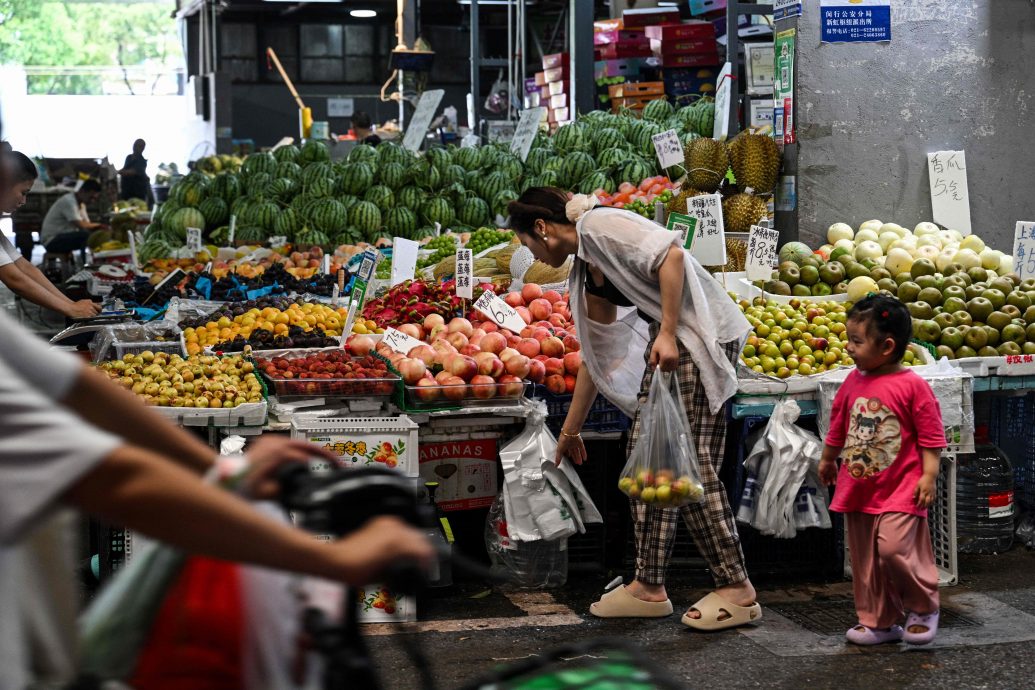 中国第二季GDP增长5.2% 超预期