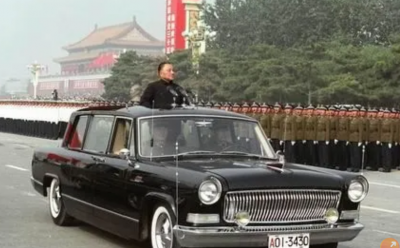 中美军力差距？专家给答案！就像“公牛与青蛙”