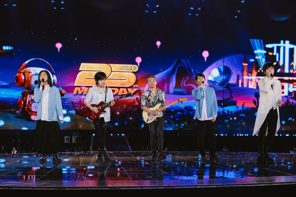 五月天尾场演唱会最大彩蛋?传F4合体任嘉宾