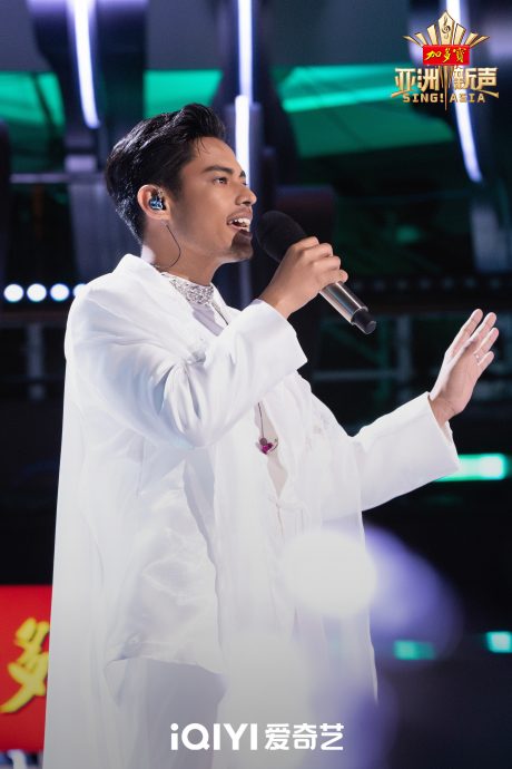 亚洲新声突围赛|babychair“阋墙”阿木沙赢了 张靓颖古巨基邀合作