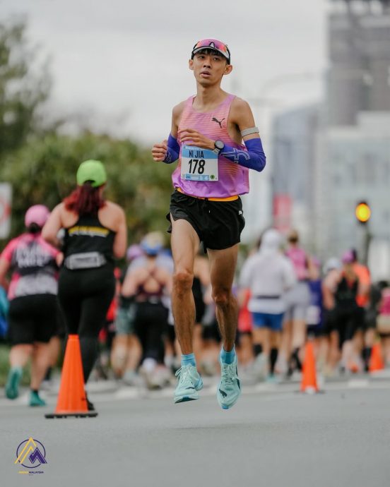 从软件工程师化身马拉松新星 杨霖嘉盼跑进东运争牌