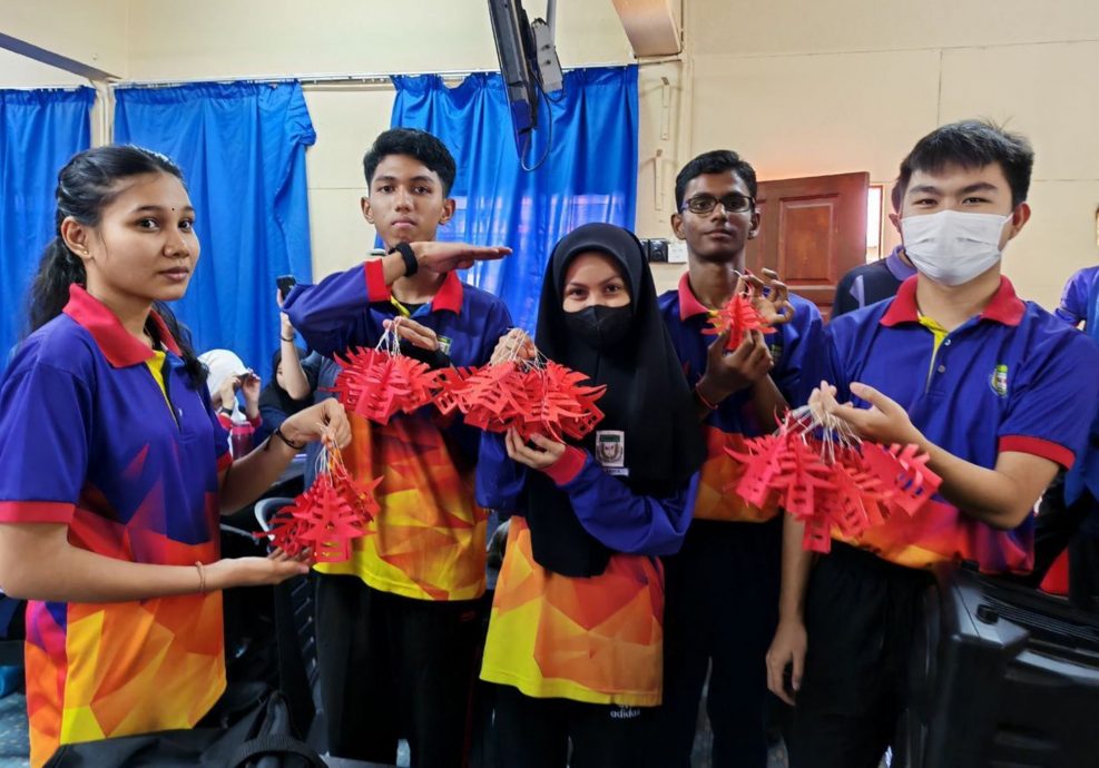 供上网（9/7见报）学海学记专题，七区共用