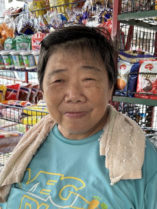 供星洲网/神仙也有“落难”时?,组屋拿督公神龛成“神像收难所”