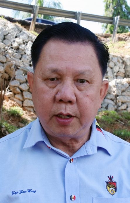 供星洲网/神仙也有“落难”时?,组屋拿督公神龛成“神像收难所”