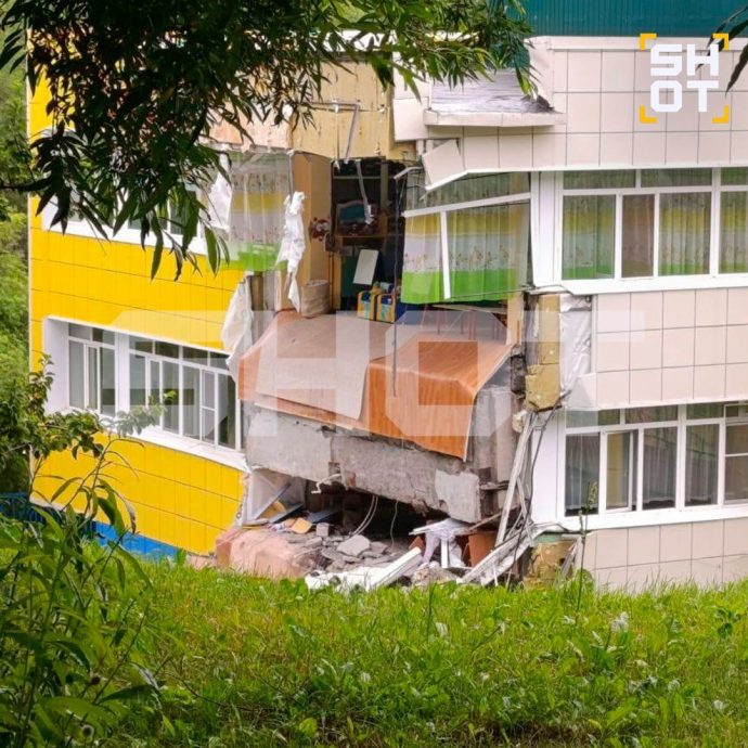 俄罗斯8.7级强震灾情 幼儿园半塌 商品从货架落下