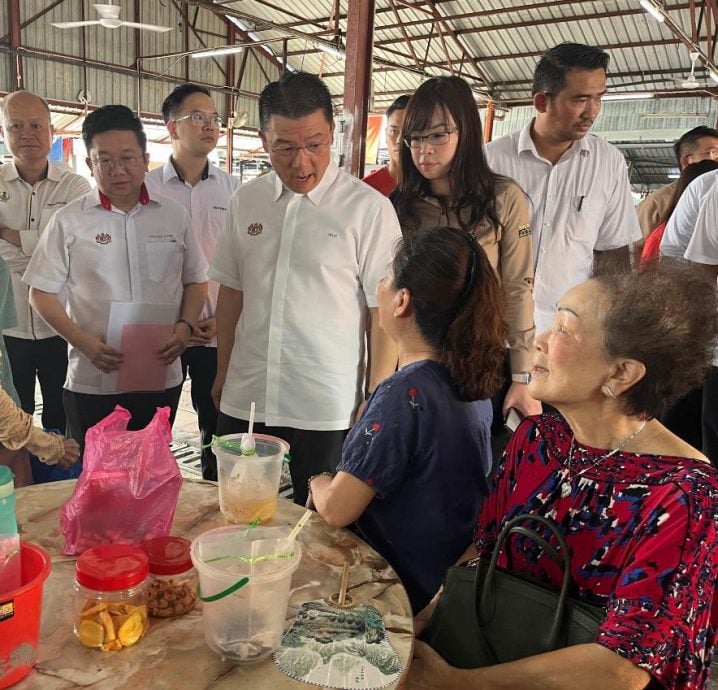 倪可敏率团三访怡狮尾巴刹 再拨100万提升通风和厕所