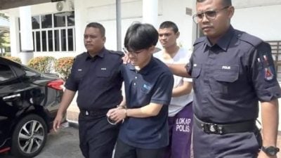 利用JJ演唱会诈钱  被告判罚4000  钱驴判罚1万