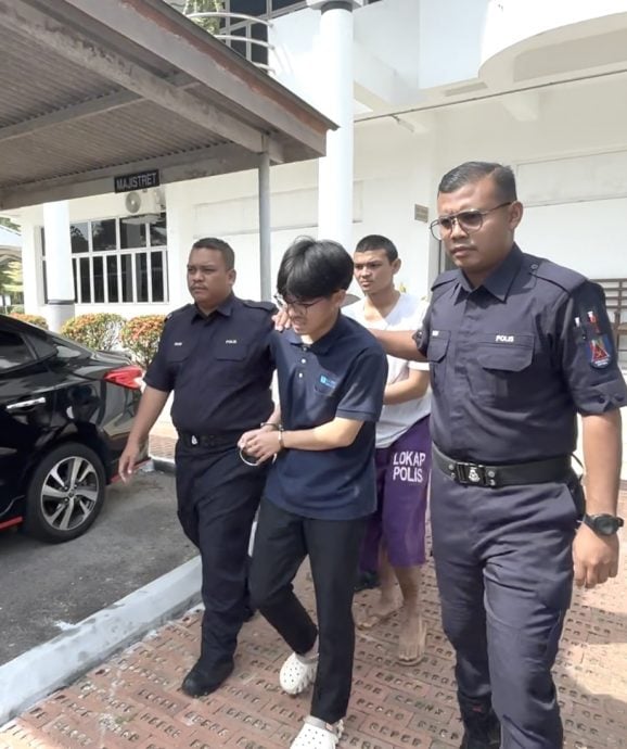 **全国综合**国:利用JJ演唱会诈钱 被告判罚4000 钱驴判罚1万
