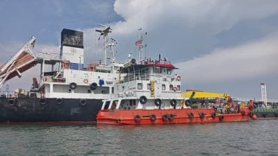 非法储存6.2万公升柴油  雪海事机构扣油槽船