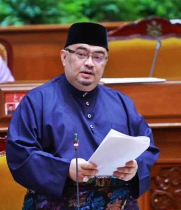 全国:吉兰丹副州务大臣拿督莫哈末法德里表示,丹州已被证实为全国爱滋病感染率最低的州属之一,驳斥了有关不实言论,指吉兰丹是“不良性倾向”温床的说法。