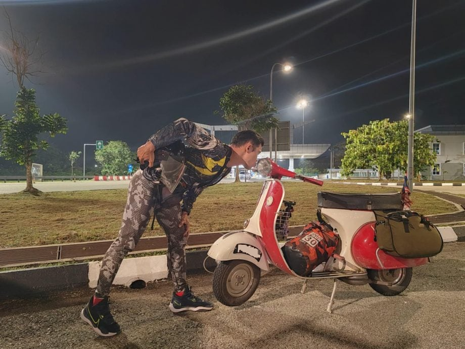 森美兰人陈文俊骑古董威士霸横跨泰寮边境,完成29天壮举骑行5321公里。虽然原定目标是柬埔寨,却因泰柬局势突变而临时更改行程,转向泰国北部,最终成功触及“金三角”地带,完成心愿。