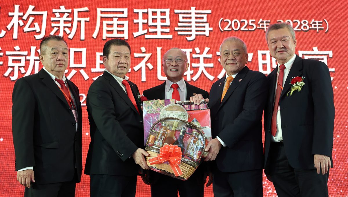 全国：（未签发)马来西亚中华大会堂总会（华总）总会长丹斯里吴添泉衷心祝福所有参与竞选华总理事，同时认为竞选高职者，需要有良好的出席率