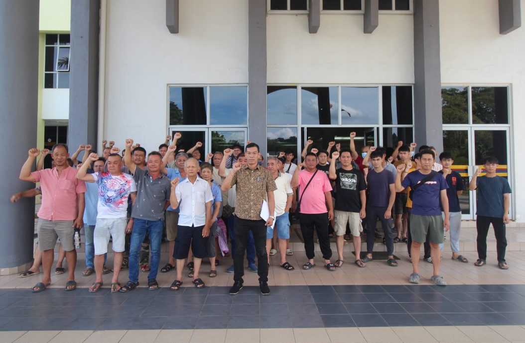 全：已签发／猫联率100农民前往反贪会，集体举报DOA涉贿赂舞弊  