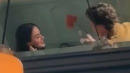 分手1个月喜迎第二春？ 凯蒂佩莉新欢为前加拿大总理