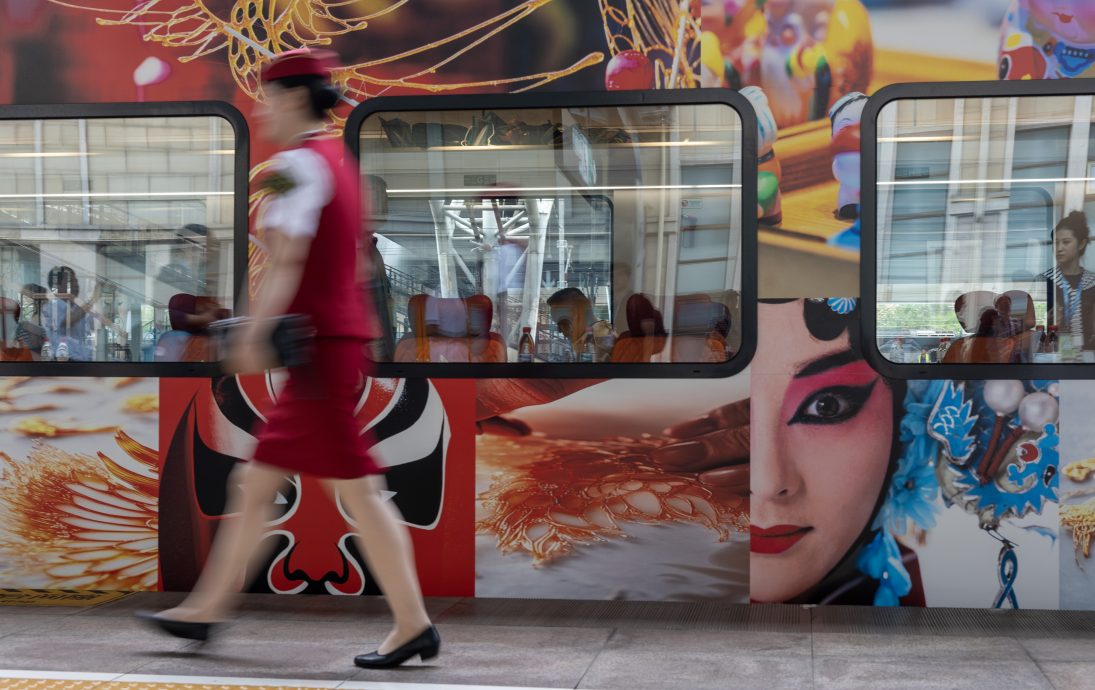 创历史新高！上半年中国铁路发送旅客22.4亿人次