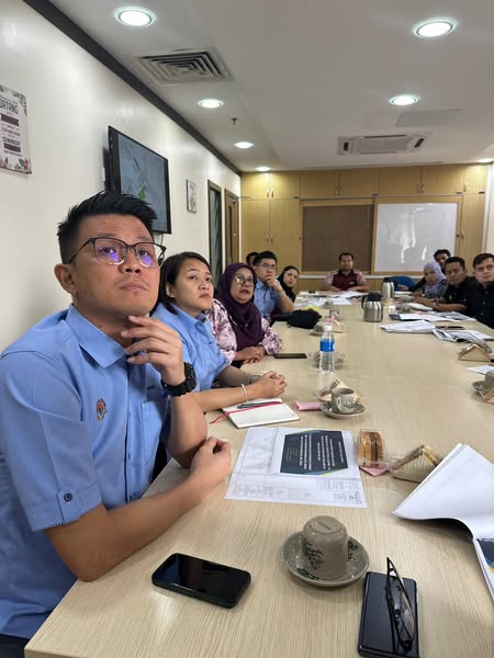 务边路翠林城交界处增新车道   预计近期动工缓解堵车 