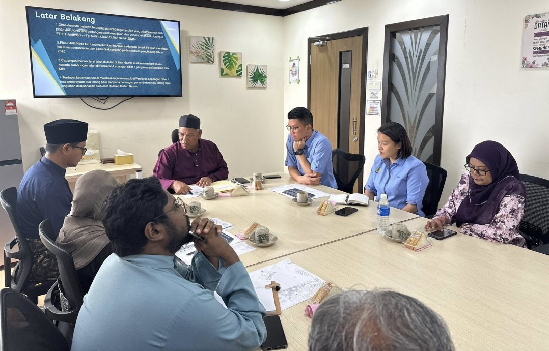 务边路翠林城交界处增新车道   预计近期动工缓解堵车 