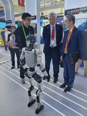 卢成全:黄仁勋认可我国政策有利于发展科技