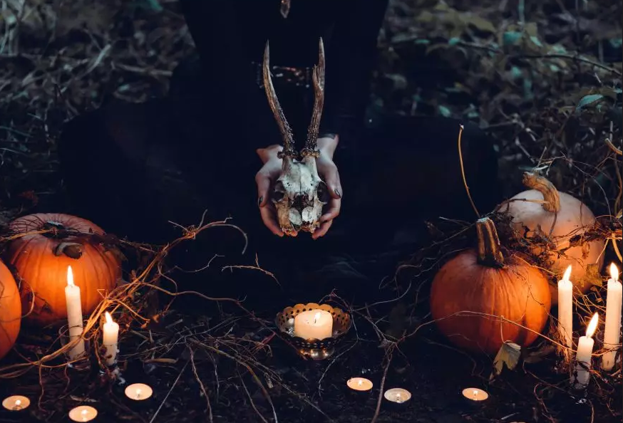 印度偏远村落爆“巫术”私刑惨案 一家五口遭50村民活活烧死