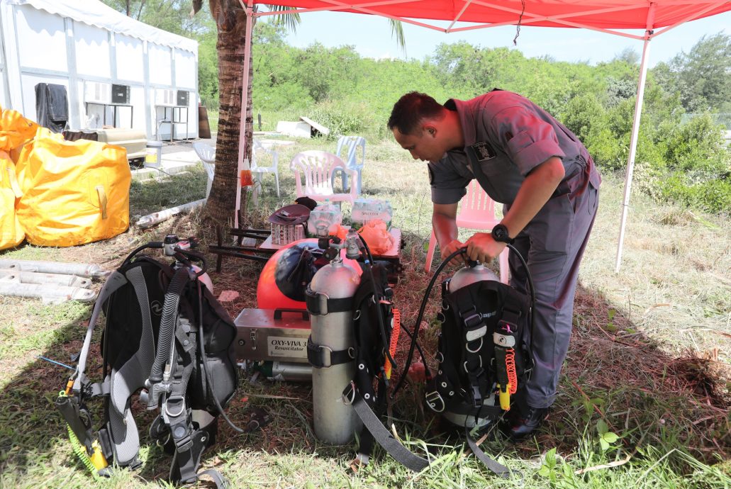 **即时国内**全国：演习直升机坠毁| 各单位明日联合打捞机身残骸