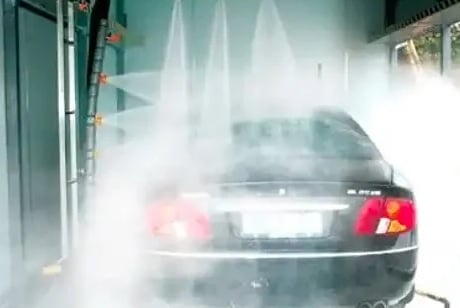 受接待狮城车服务事件影响? 新山区洗车店生意下滑