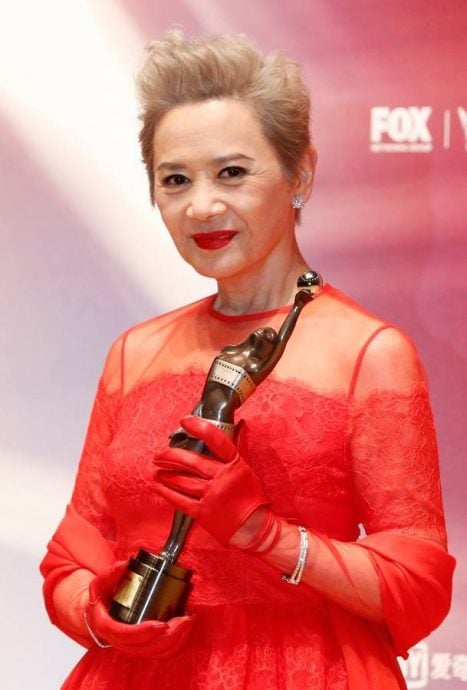 叶德娴睽违8年再拍戏 本色出演陈法拉Netflix新戏