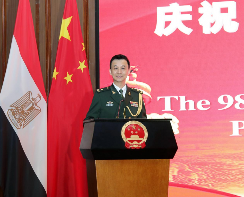 吴谦任中国驻埃及使馆国防武官