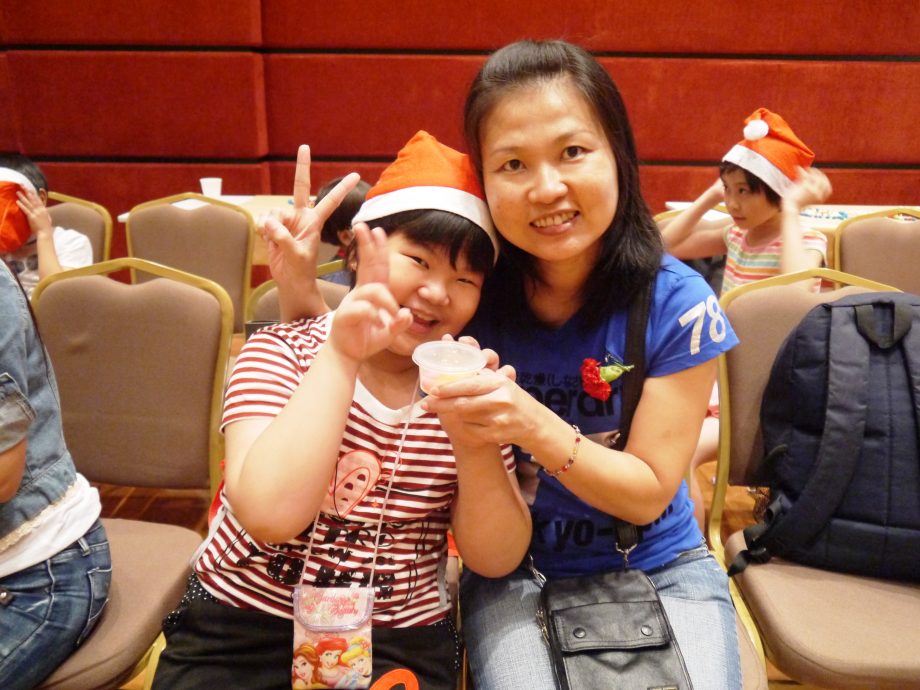 周柔妤3岁植入人工耳蜗 重启声命听见世界