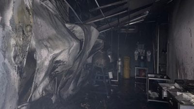 咖啡加工厂凌晨火灾 烧毁20%幸无人伤亡