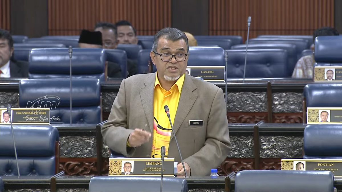 国会 / 禁止向电召车司机抽佣超过车费20% 哈斯比哈比波拉:不排除未来管控电召车车费