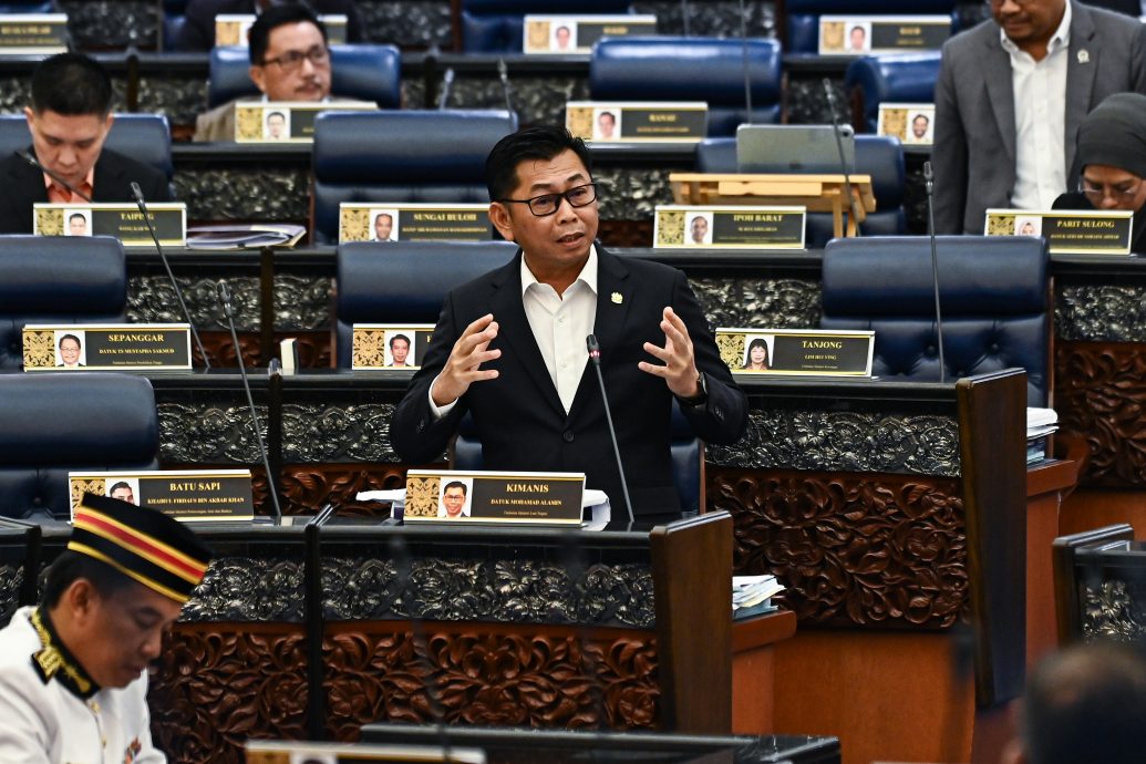 国会/副外长:不会庇护涉嫌贪污案的印尼石油大亨里扎