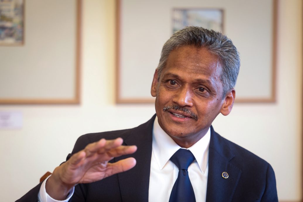 国行总裁接受马新社专访