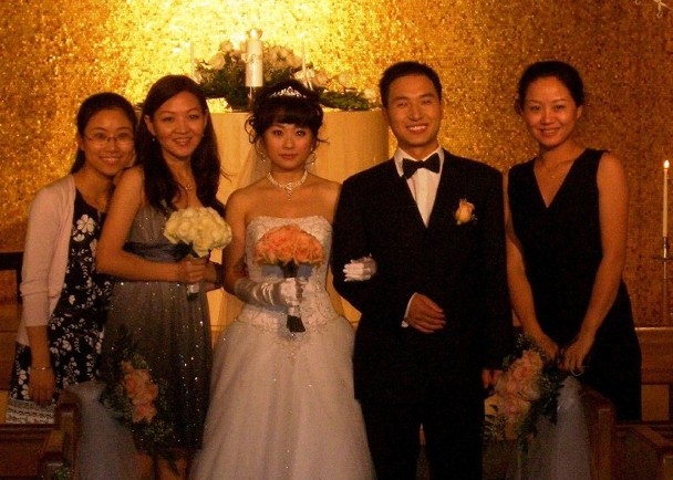 基因狂人的美艳娇妻宣布分手 贺建奎新婚3个月闪离