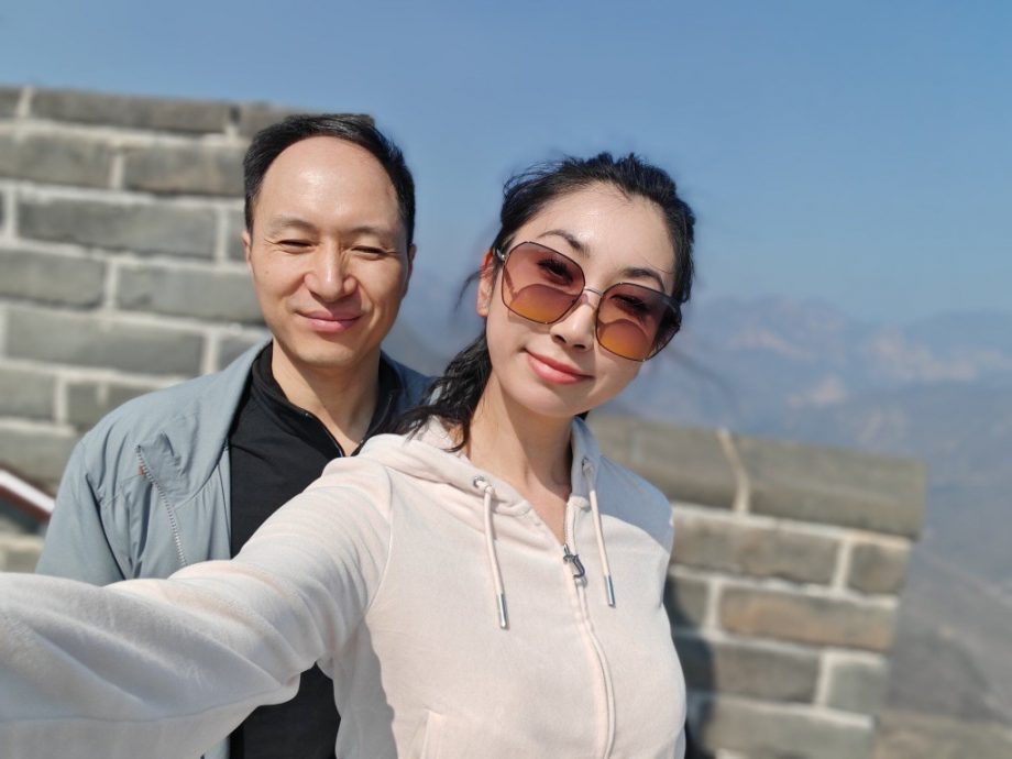 基因狂人的美艳娇妻宣布分手 贺建奎新婚3个月闪离