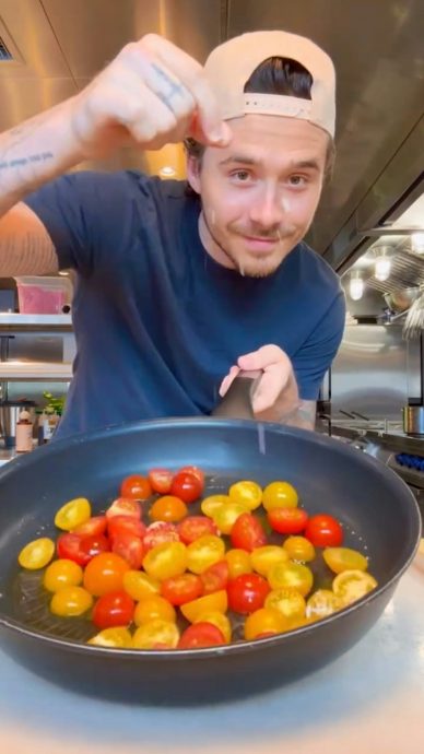 大卫柏甘长子用海水煮面网民直言“有够恶心”