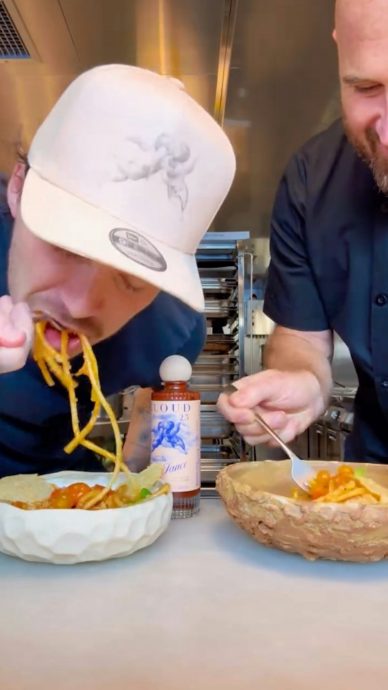 大卫柏甘长子用海水煮面网民直言“有够恶心”