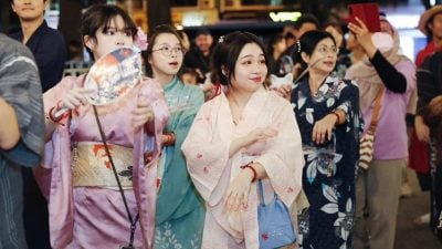 【双威镇盆舞节庆典开幕】黄瑞林：料吸引5万访客 盆舞节加强跨社区联系