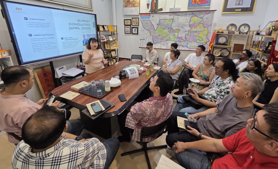 大都会-李健聪/八打灵再也旧区奥曼路巴刹