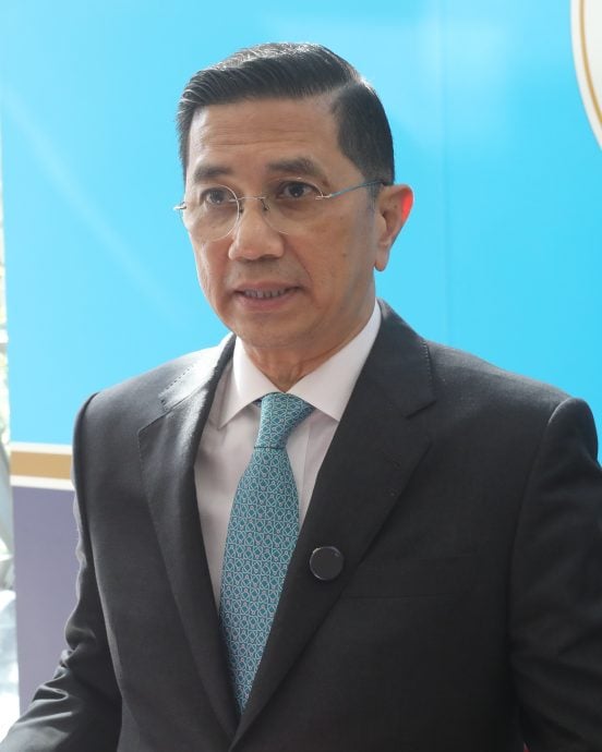大都会-阿兹敏:雪大学副校长两度未赴PAC听证会,已报案/1图