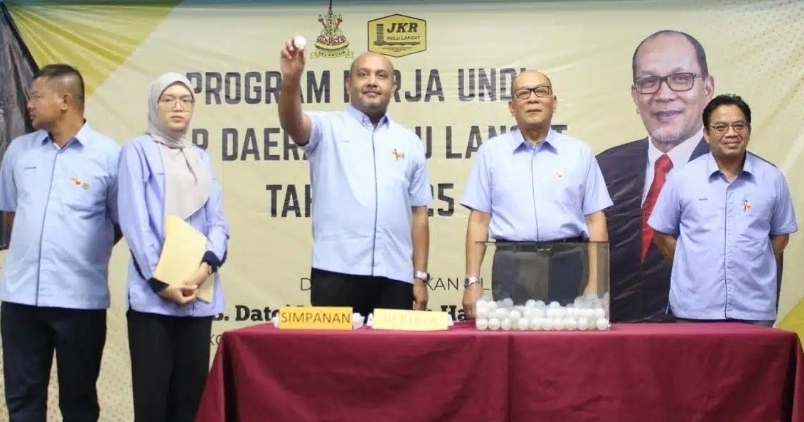 710万维修乌鲁冷岳县共226.9公里道路/1图