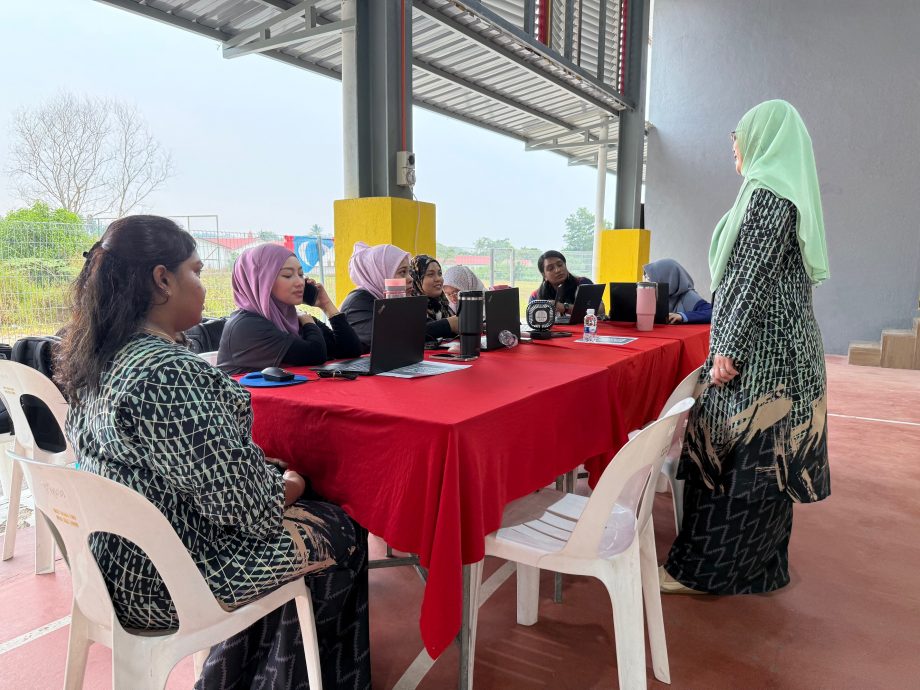 大都会:两方案助厂工在菁乡岭火灾后保生计/5图