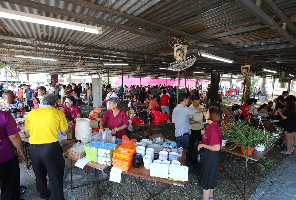 大都会/做早报头/受经济因素影响  义卖会摊位大幅减少 “2025年真心关怀慈善嘉年华”险腰斩