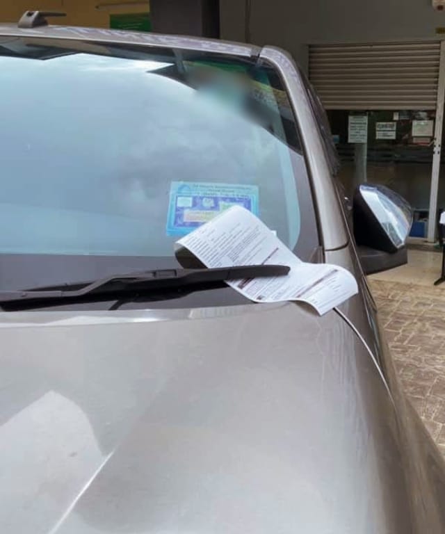 大都会//封面//跟进精明智能停车系统