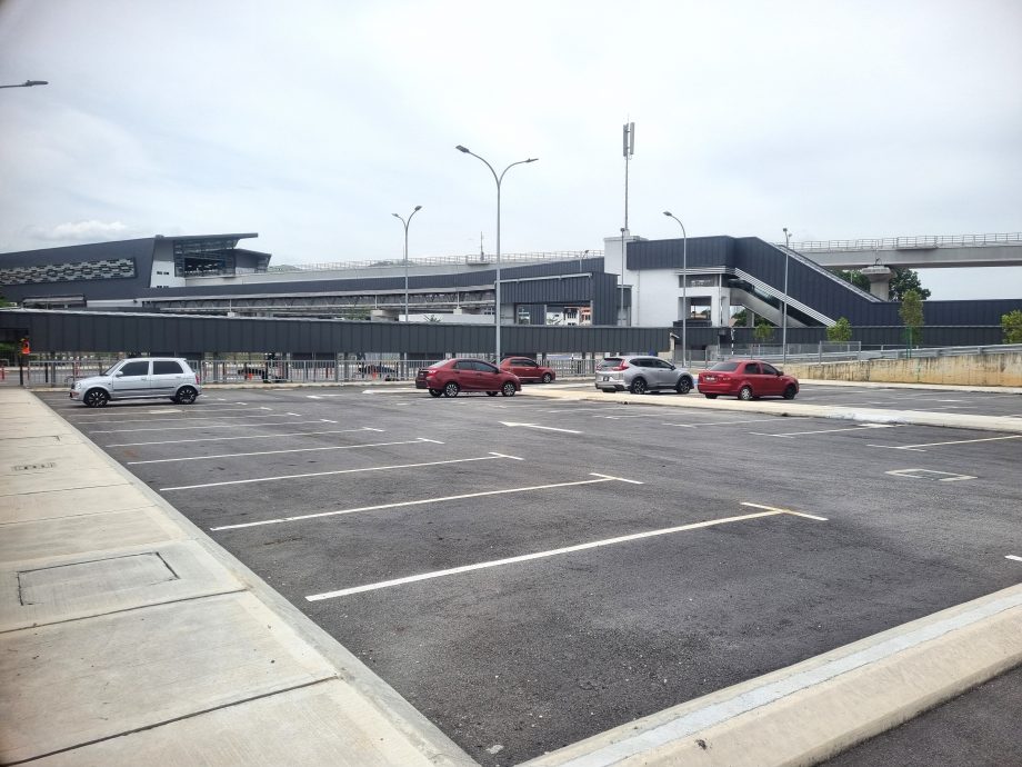 大都会封面/跟进LRT3/14图