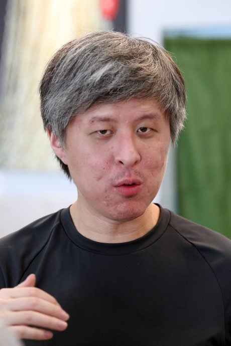 大都会/封面/阿拉白沙罗美食街交通问题/9图
