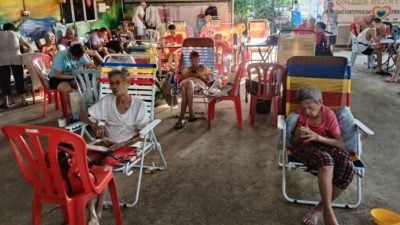市民勒紧腰带 捐款物资大减  慈善组织 叫苦千斤重