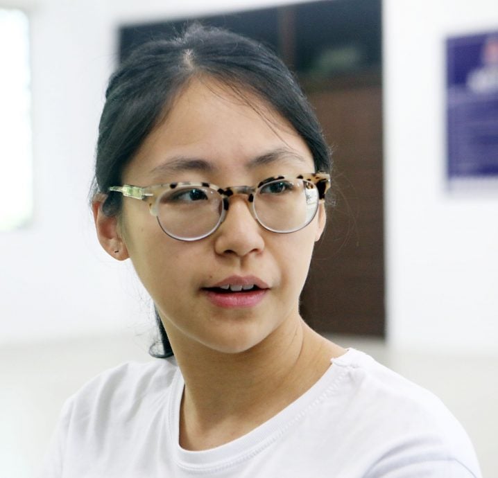 大都会封面/拉吉夫办手语课/11图
