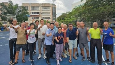 重铺篮球场地面走道  双威玛斯休闲公园获提升 