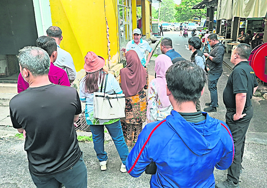 大都会/早报头/选为“清洁加影”运动首站,双溪龙镇商区树立蜕变模范/5图