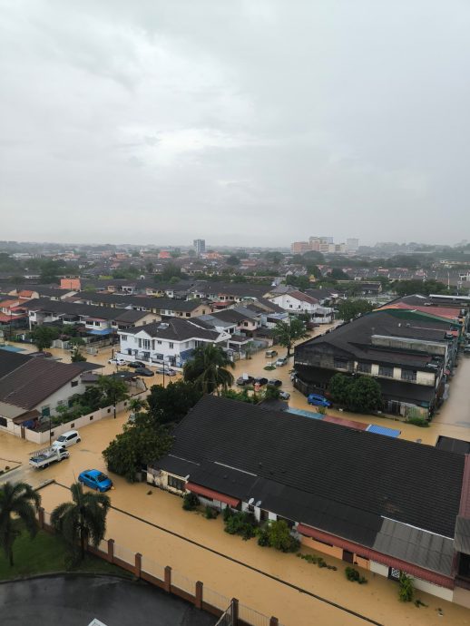 大都会(版2头)/梁德志促水务公司做好山顶蓄水池排水免酿黄泥灾